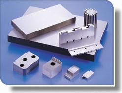 河南洛陽(yáng)模具鋼材 材料選擇、市場(chǎng)價(jià)格與廠家概覽